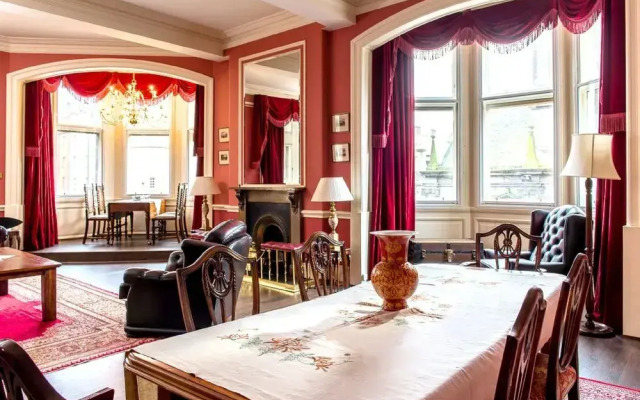 Edinburgh Art Apartments