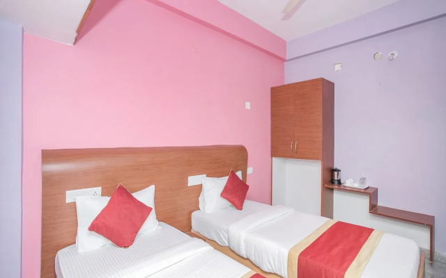 OYO 13024 Bip Inn 2021