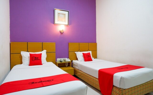 Hotel Bugis by RedDoorz