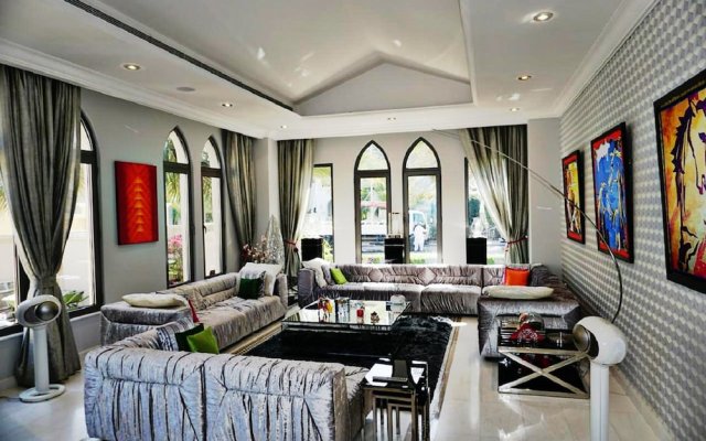 I am Signature Villa In Palm Jumeirah