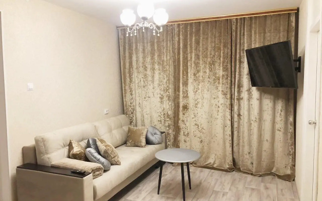 Apartments for you on Vera Khoruzhey street 33