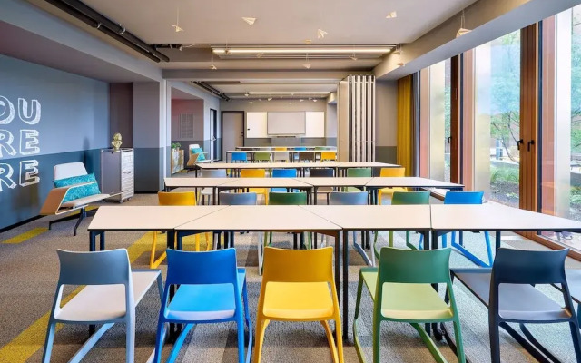 Moxy Luxembourg Airport