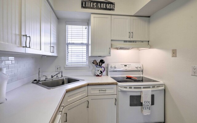Pet-friendly Cape Canaveral Condo Near Beach!