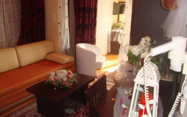 Hotel Emporiko