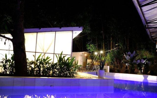 Balconahe Resto Camp