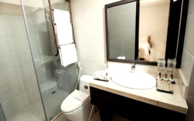 Frangipani Boutique Hotel Da Nang