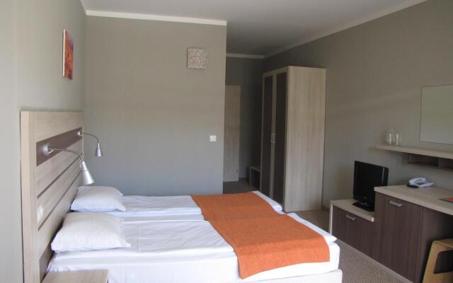 Blue Orange Beach Resort