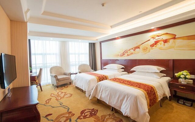 Vienna Hotel Zhejiang Huzhou Changxing Mingzhu Road