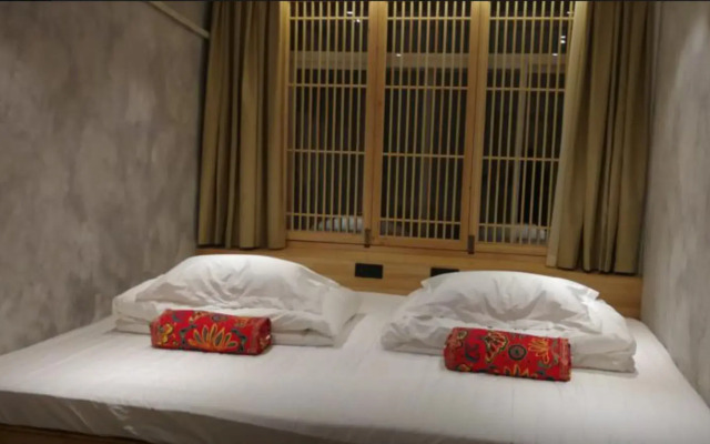 Simple Palace - Hostel