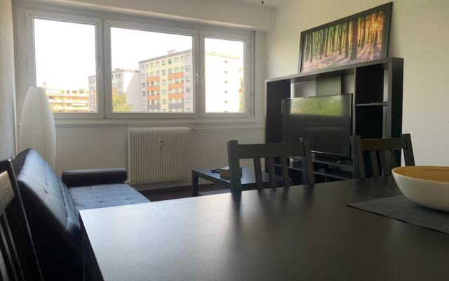 Top Appartement - Parking proche Tramway