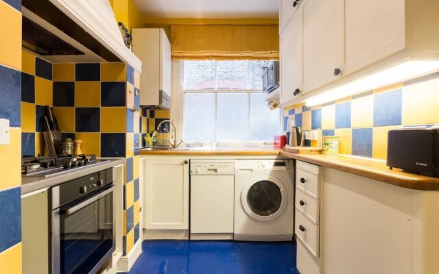 Beautiful Homely 3 Bedroom Battersea Park