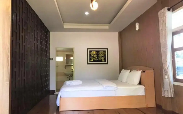 Maingam Resort Uthaitani