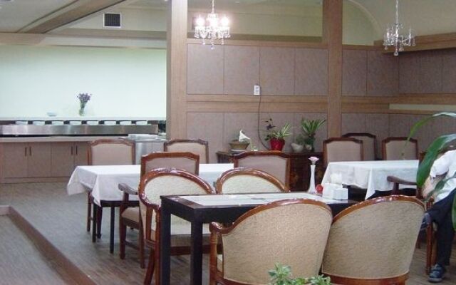 Hotel Regency