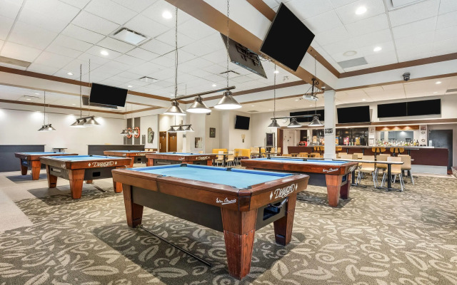 Days Inn by Wyndham Airdrie