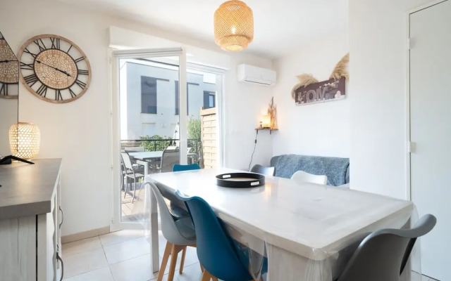 Relaxing Coastal Villa Retreat