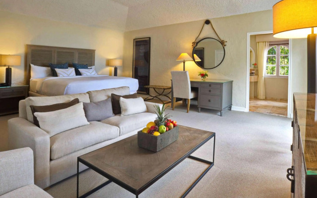 Fairmont Royal Pavilion