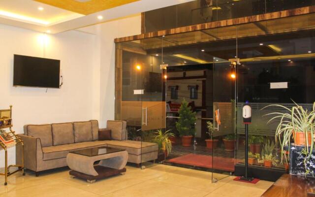Sai Vihaar Inn & Suites