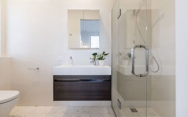 Spacious 3 Bedroom with Ensuite Bathroom