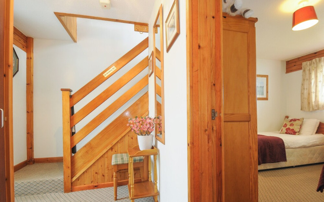 Honipine House