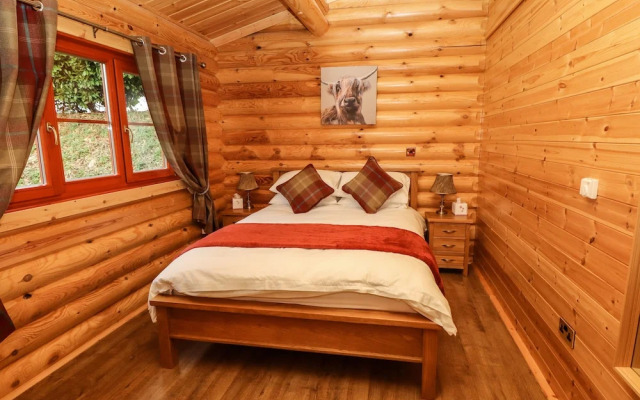 Oak Lodge