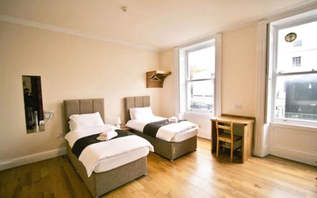 Albion Street Serviced Apartments