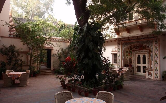 Palkiya Haveli - A Heritage Home