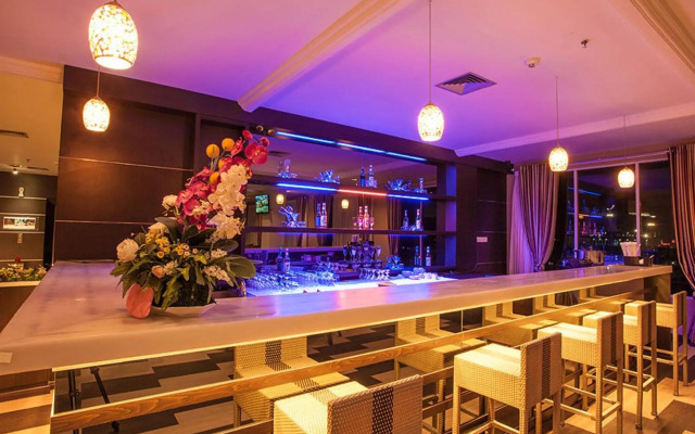 King's Hotel Nagoya Batam