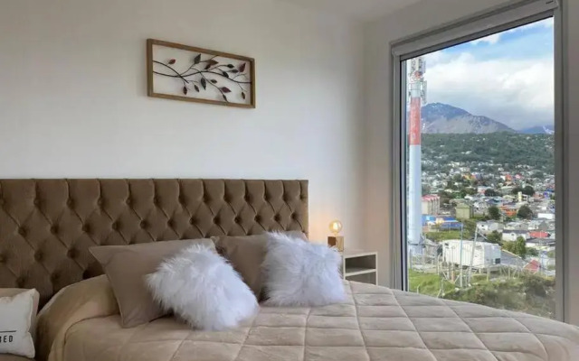 Infinity View Pent House III