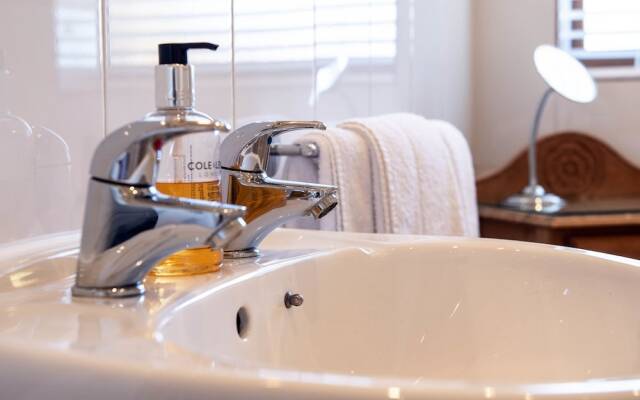 The Dinney Bed and Breakfast