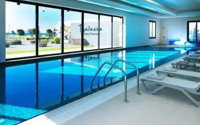 Thalassa Holiday Home With Sea View