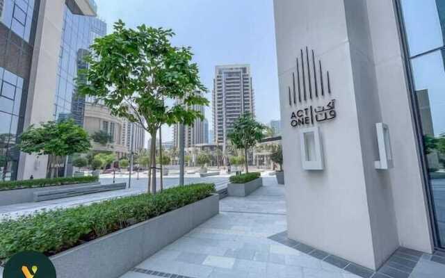 Vogue Downtown - Act 1 Act 2