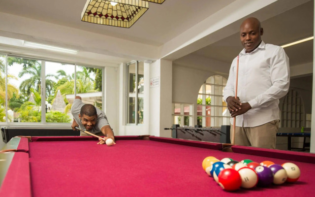 SeaGarden Beach Resort - All Inclusive