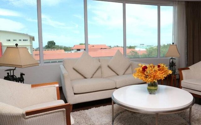 Plaza Sutera Biru Hotel
