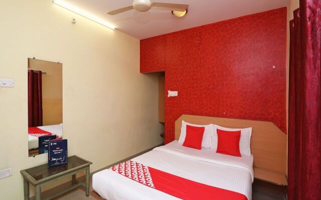OYO Flagship 15738 Hotel Ag Star