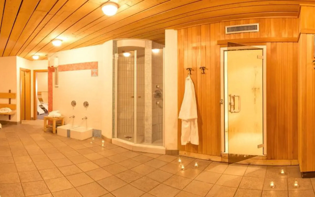 Glacier Hotel Grawand