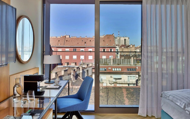 EST Grand Hotel Savoy