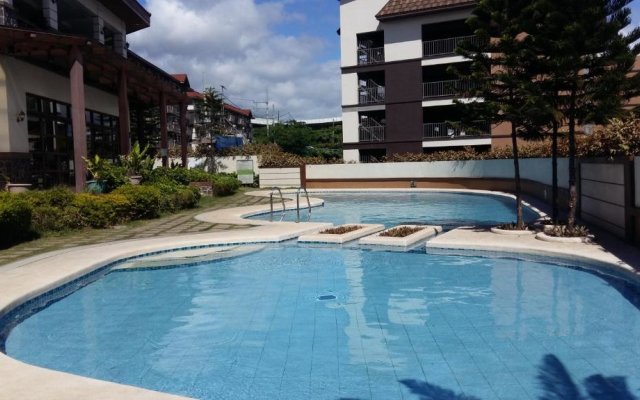 StayPlus Metro Manila Solano Hills Tropical Home Suite