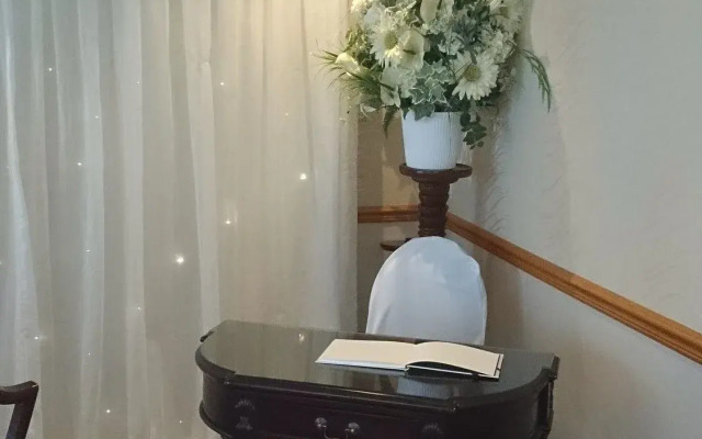 Little Haven Hotel On The Beach