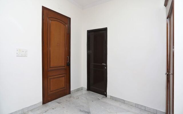 OYO 14408 Corple Stays