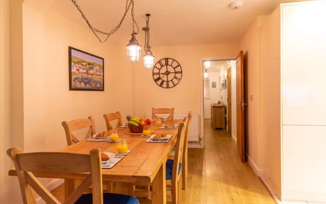 Stylish Margate Coastal Home Parking By Adliv