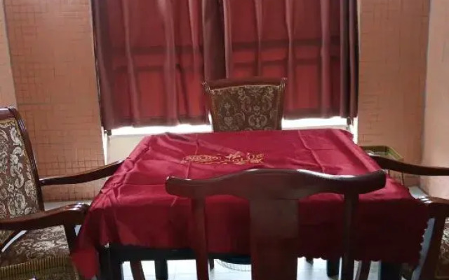 Yuechi Jintai Business Hotel
