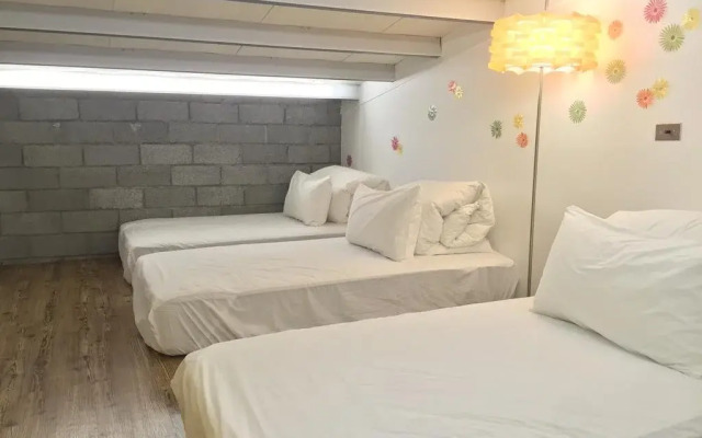 Knock inn