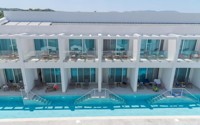 Mirage Bleu Hotel