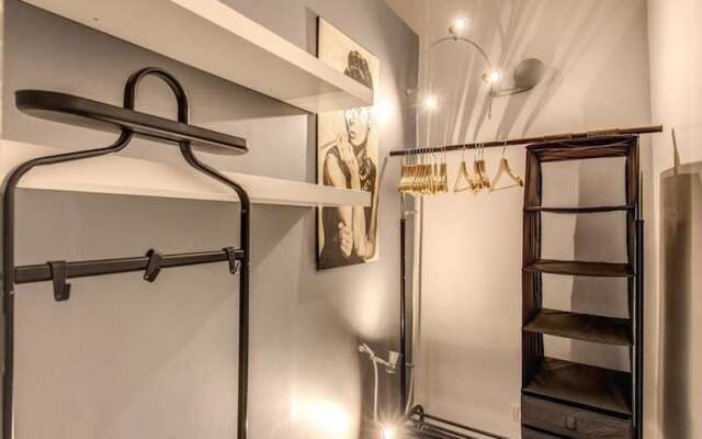 Vicolo delle grotte Campo di fiori