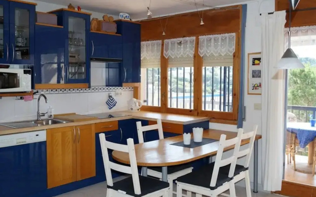 House - 3 Bedrooms - 107931