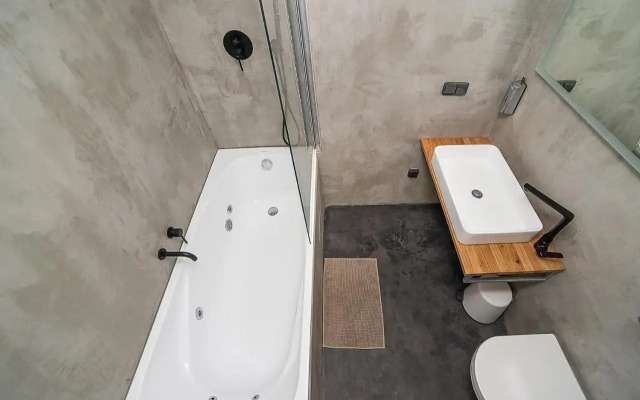 Big 4-bedroom flat, terrace with great Vítkov view