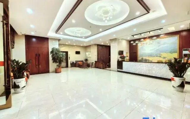 Meizhou Lujia Hotel