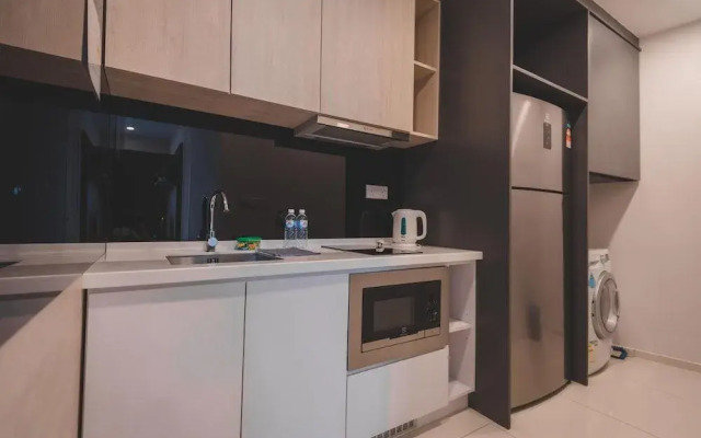 The Robertson by White Forest Suites