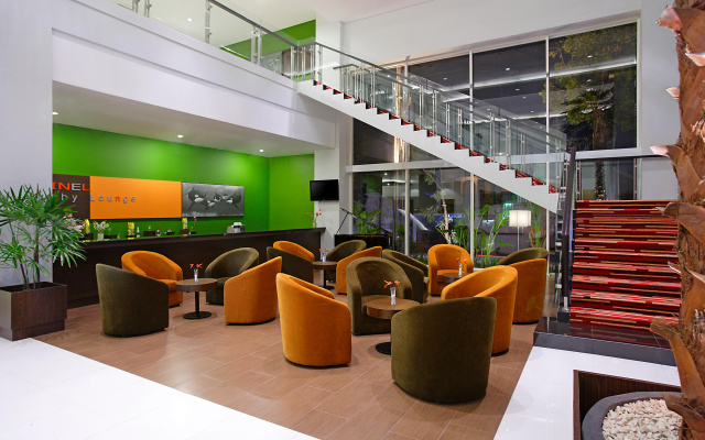 Hotel Santika Palu – Lobby – Palu