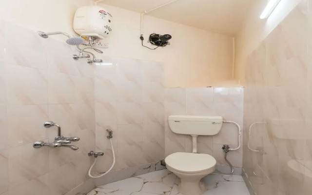 Hotel Chinar By OYO Rooms